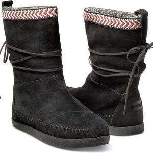 TOMs Black Suede Trim Nepal Boots